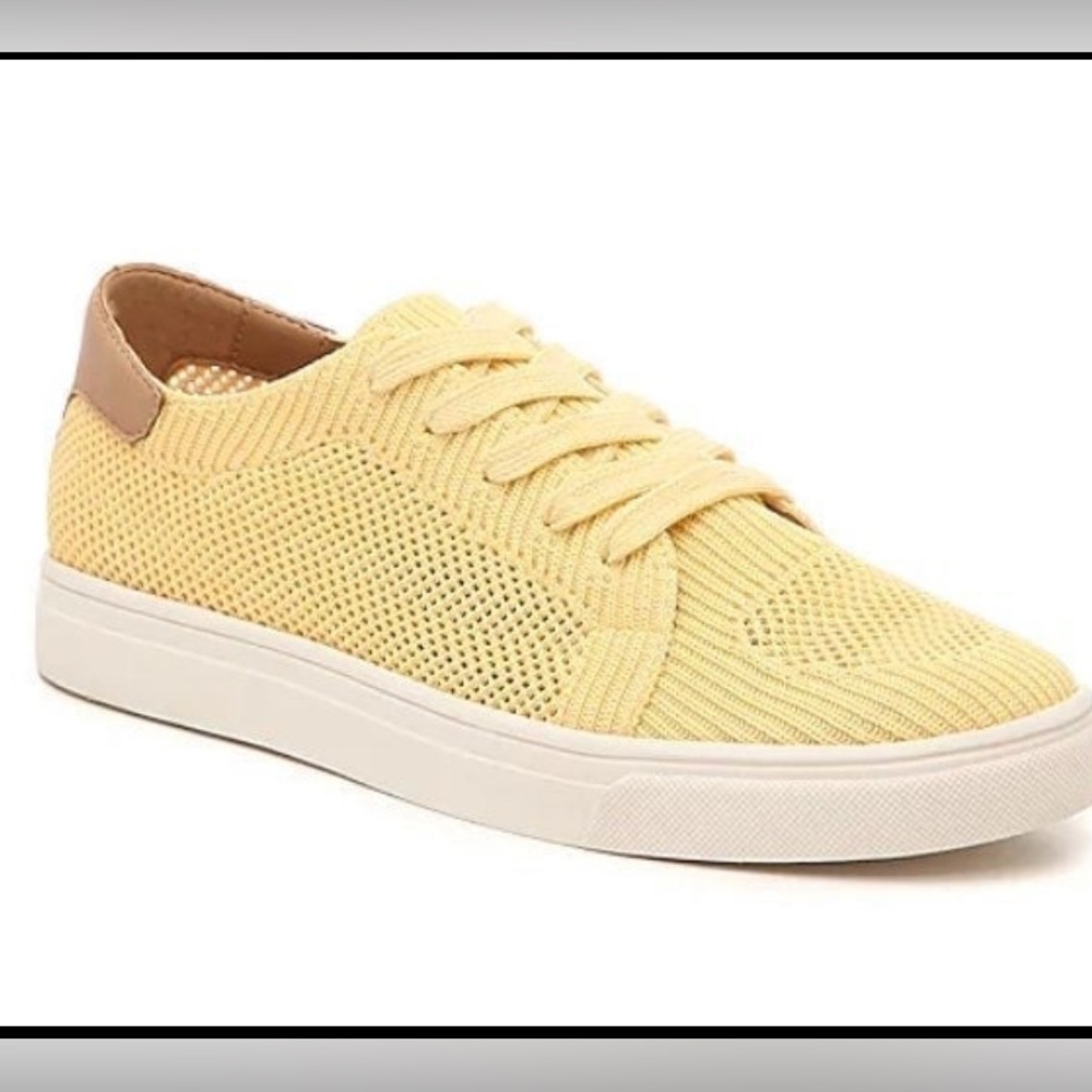 Lucky Brand Luika Sneaker